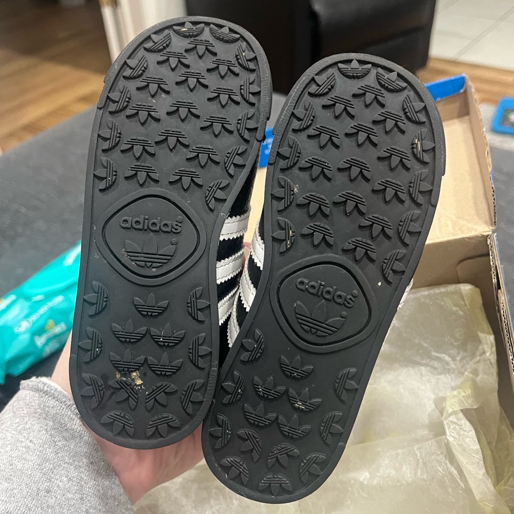 Adidas Samoa I Sneakers - Classic Black and White - Picture 6 of 9